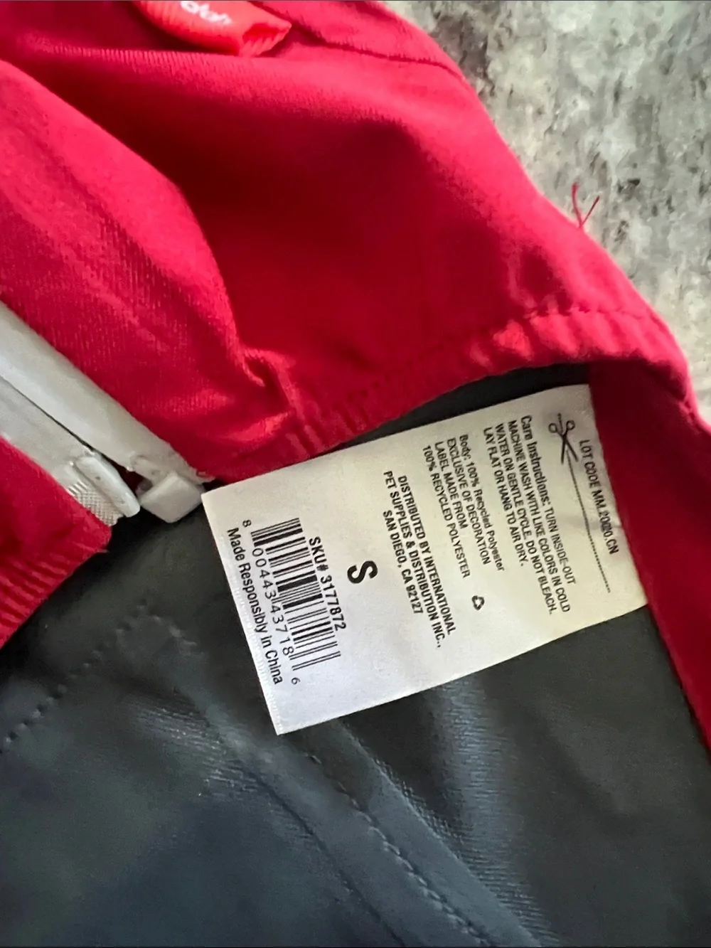 N/A lightweight red